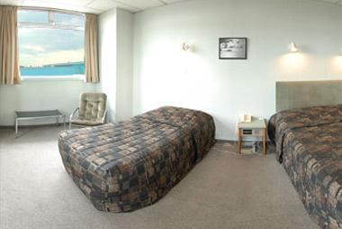Equestrian Hotel Christchurch Room photo